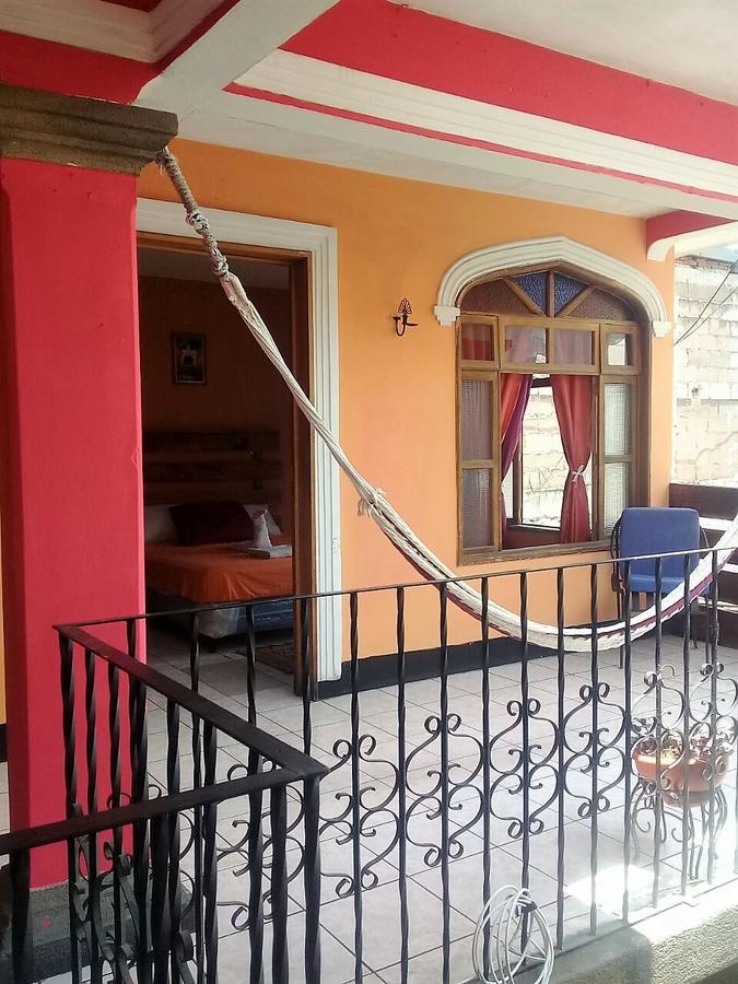 Хостел La Vieja Terraza Антигуа-Гватемала Экстерьер фото